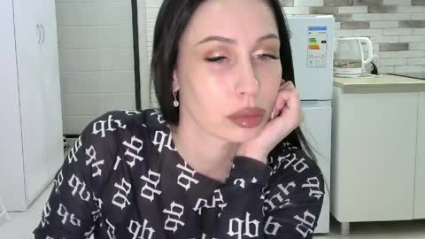 Snapshot of silver_still chatting on 04-11-26, 05:28 silver_still online show from 04-11-26, 05:28