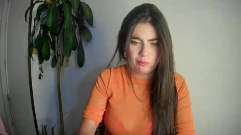 Snapshot of silviecollins chatting on 01-16-25, 12:02 Silvie online show from 01-16-25, 12:02