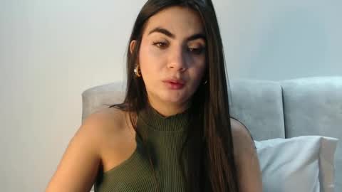 Snapshot of silviecollins chatting on 09-20-25, 11:06 Silvie online show from 09-20-25, 11:06