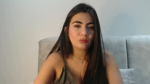 Snapshot of silviecollins chatting on 09-26-25, 02:15 Silvie online show from 09-26-25, 02:15