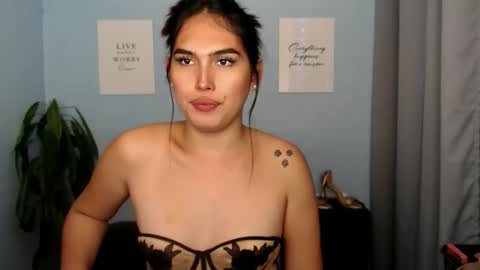 Snapshot of simisonova69 chatting on 02-18-26, 04:03 Simi online show from 02-18-26, 04:03