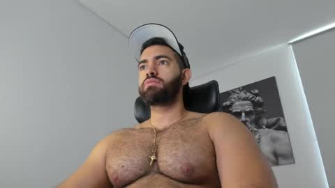 Snapshot of simon_leon01 chatting on 04-18-26, 11:36 simon_leon01 online show from 04-18-26, 11:36
