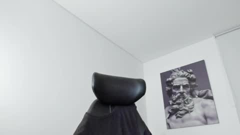 Snapshot of simon_leon01 chatting on 04-24-26, 01:19 simon_leon01 online show from 04-24-26, 01:19
