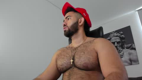 Snapshot of simon_leon01 chatting on 05-16-26, 12:26 simon_leon01 online show from 05-16-26, 12:26