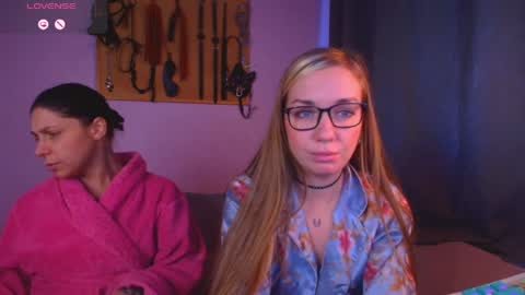 simona_moonshine online show from 04-10-26, 09:25