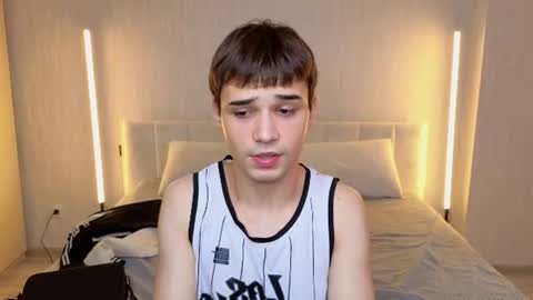 Alex online show from 06-21-26, 11:02