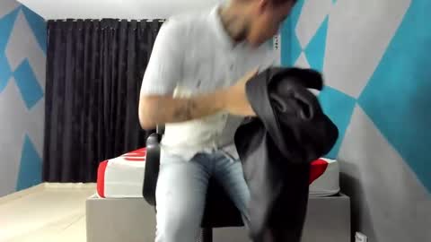 SIMON KELER online show from 12-21-24, 03:25