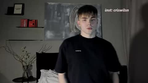 Snapshot of simonwnl chatting on 02-28-25, 04:10 Simon online show from 02-28-25, 04:10