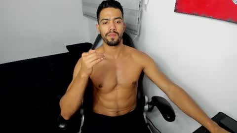 Snapshot of simple_guyy chatting on 06-19-26, 05:56 Andrey online show from 06-19-26, 05:56