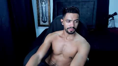 Snapshot of simple_guyy chatting on 07-22-26, 02:14 Andrey online show from 07-22-26, 02:14