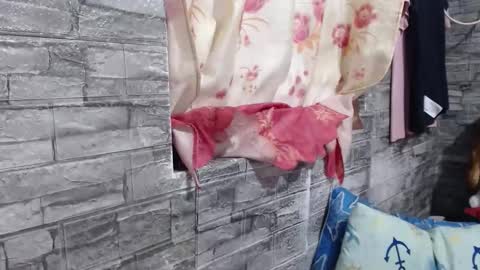 Ela online show from 01-08-26, 01:41