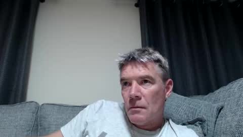 Snapshot of simplelife0 chatting on 10-26-25, 08:04 Ricky online show from 10-26-25, 08:04