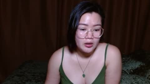 Snapshot of simply_niki chatting on 05-02-26, 10:09 zia online show from 05-02-26, 10:09