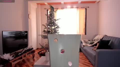 zoe online show from 12-15-25, 06:34