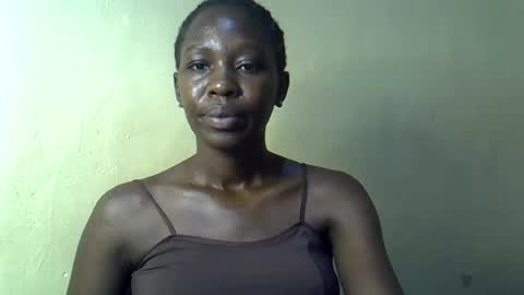 Snapshot of simplyloy33 chatting on 06-27-26, 12:22 simplyloy33 online show from 06-27-26, 12:22
