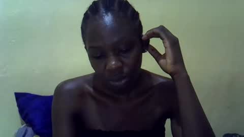 Snapshot of simplyloy33 chatting on 07-06-26, 08:44 simplyloy33 online show from 07-06-26, 08:44
