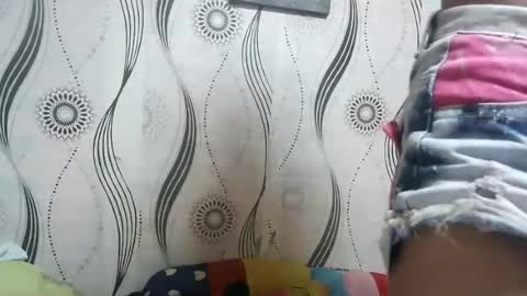 Snapshot of simplyvine chatting on 08-06-26, 01:51 simply vine online show from 08-06-26, 01:51