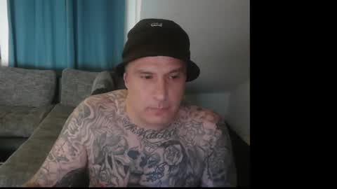 Snapshot of sinalco1975 chatting on 07-16-26, 02:50 sinalco1975 online show from 07-16-26, 02:50