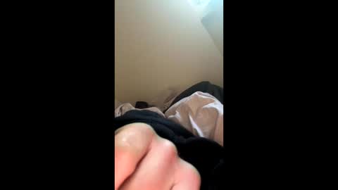 Snapshot of sincarro chatting on 11-18-25, 01:04 sincarro online show from 11-18-25, 01:04