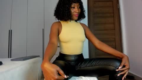sincerre9_tara online show from 10-18-25, 10:49