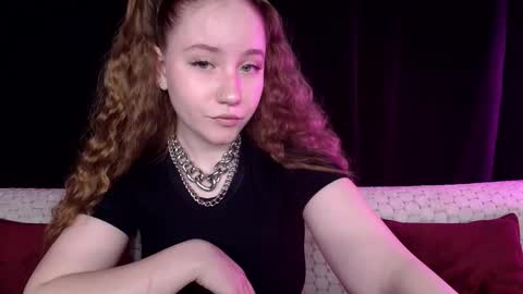 Sindi online show from 01-19-25, 02:28