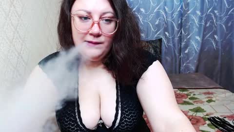 Snapshot of sindyjenice chatting on 01-13-25, 06:06 Angela online show from 01-13-25, 06:06