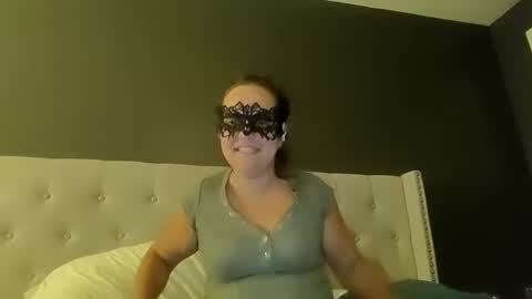 SinfulSynergy online show from 09-11-25, 01:17