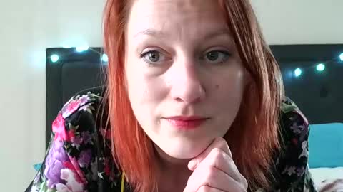 Snapshot of sinnamonstickxxx chatting on 12-16-24, 06:38 Sinnamon online show from 12-16-24, 06:38