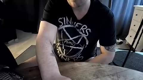 sinned09 online show from 03-04-26, 10:38