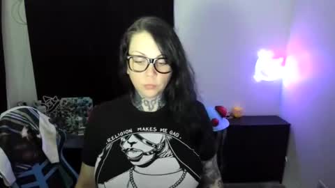 Sinomin online show from 06-01-26, 03:41