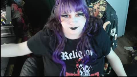 Snapshot of sinstresshemlock chatting on 04-26-26, 01:36 Sinstress hemlock online show from 04-26-26, 01:36