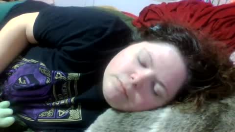Snapshot of siofra chatting on 06-15-26, 05:15 Siofra online show from 06-15-26, 05:15
