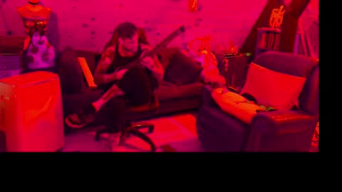 Snapshot of siphonophorstrings chatting on 09-21-25, 02:57 Dustbunnyfoofoo online show from 09-21-25, 02:57