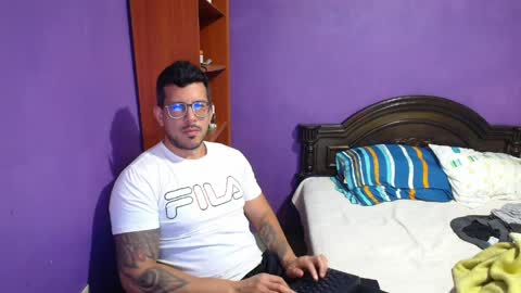 Snapshot of sir_anderssen chatting on 04-09-26, 01:05 Sir. Anderssen online show from 04-09-26, 01:05