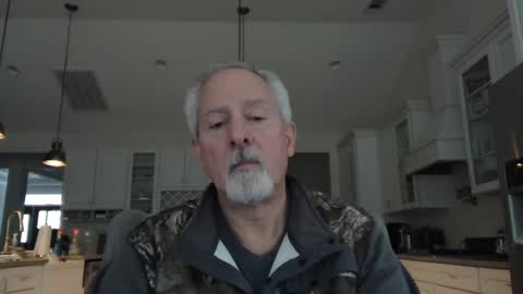 Don Roberto online show from 12-15-24, 05:42