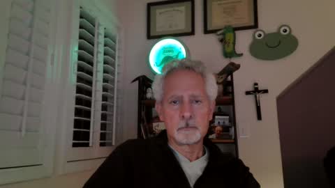 Don Roberto online show from 06-17-26, 01:52