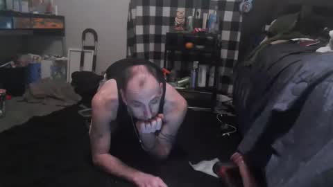 Snapshot of sirarchabalthe3rd chatting on 05-18-26, 10:26 Danny skiff online show from 05-18-26, 10:26