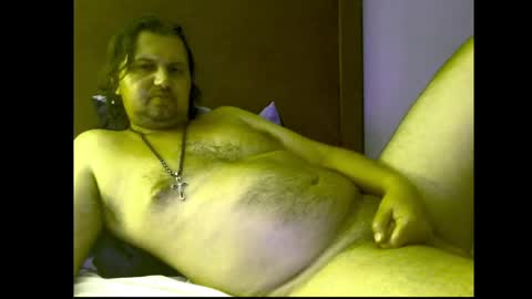 Snapshot of sirchrisx9 chatting on 06-09-26, 06:52 SirChrisx9 online show from 06-09-26, 06:52