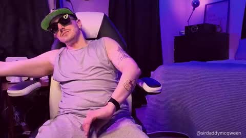 Snapshot of sirdaddymcqween chatting on 02-14-26, 08:11 Sir Daddy McQween online show from 02-14-26, 08:11