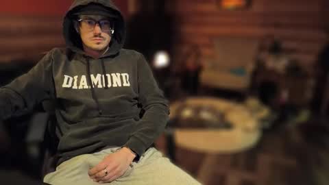 Snapshot of sirdaddymcqween chatting on 03-01-26, 11:01 Sir Daddy McQween online show from 03-01-26, 11:01