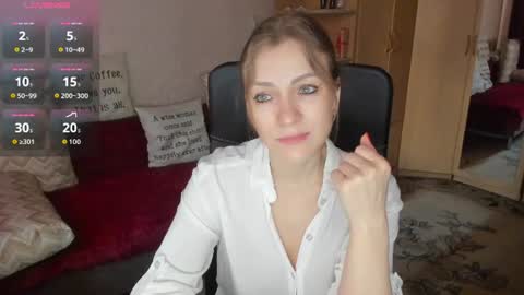 Snapshot of sirenasilk chatting on 07-14-26, 09:58 sirenasilk online show from 07-14-26, 09:58