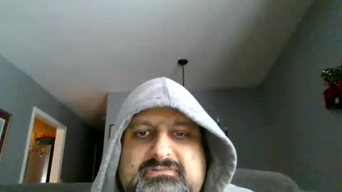 Snapshot of sirmike80 chatting on 12-25-24, 01:19 SirMike80 online show from 12-25-24, 01:19