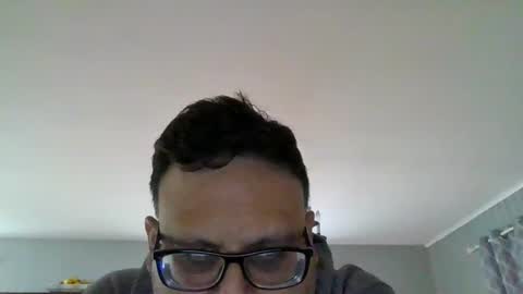 Snapshot of sirmike80 chatting on 06-10-26, 11:42 SirMike80 online show from 06-10-26, 11:42