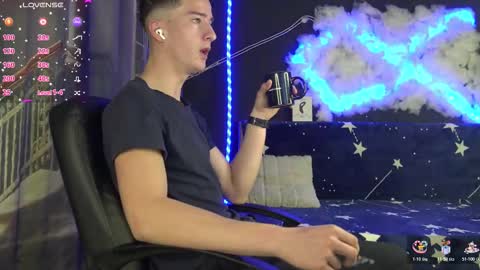 SirReedy online show from 11-30-25, 04:05