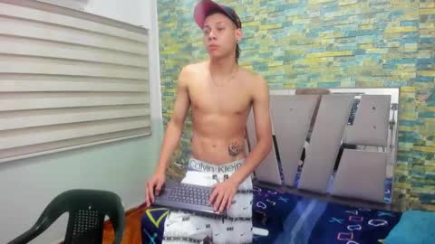 Snapshot of sirryant chatting on 02-01-25, 07:23 SIR RYANT online show from 02-01-25, 07:23