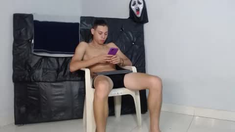 SIR RYANT online show from 11-22-25, 01:26