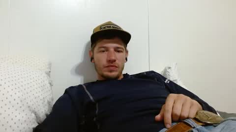 Snapshot of siscohater chatting on 09-15-25, 02:33 James online show from 09-15-25, 02:33