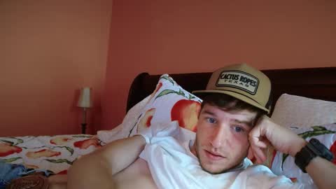 Snapshot of siscohater chatting on 10-07-25, 09:23 James online show from 10-07-25, 09:23