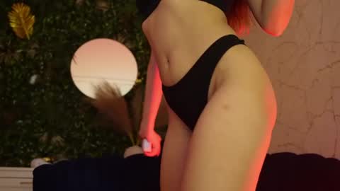 Dee online show from 04-17-26, 07:50