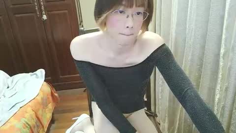 Sissy Ada online show from 12-15-25, 01:04